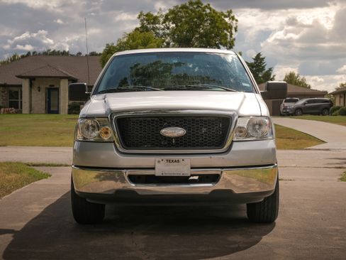 Used 2007 Ford F150 XLT image 4