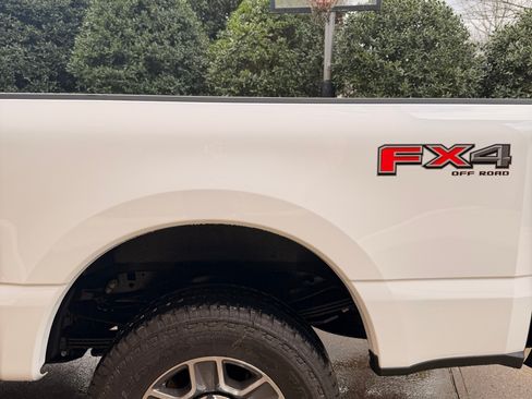 Used 2024 Ford F350 Lariat w/ Lariat Ultimate Package image 10