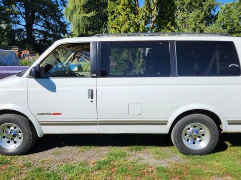 Used 1996 Chevrolet Astro AWD Passenger image 14