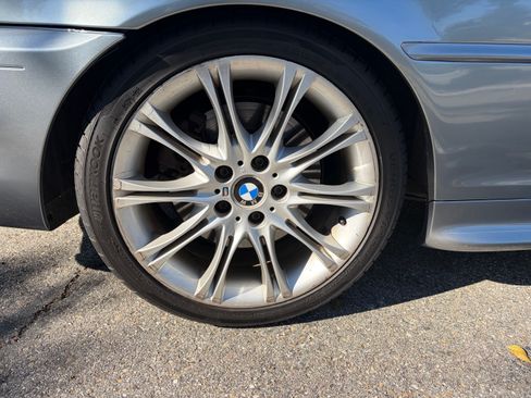 Used 2005 BMW 330Ci Convertible image 24