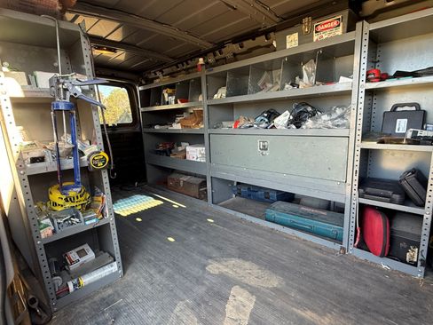 Used 2003 Chevrolet Express 3500 Extended Van 3D image 19