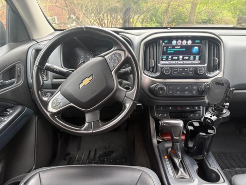 Used 2016 Chevrolet Colorado Z71 AWD/4WD image 11