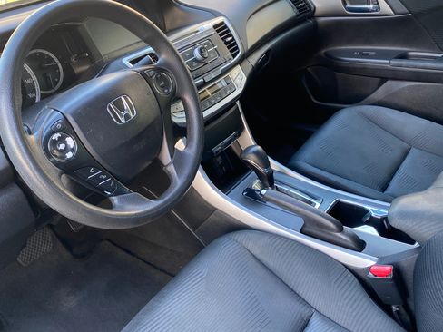 Used 2014 Honda Accord LX image 9
