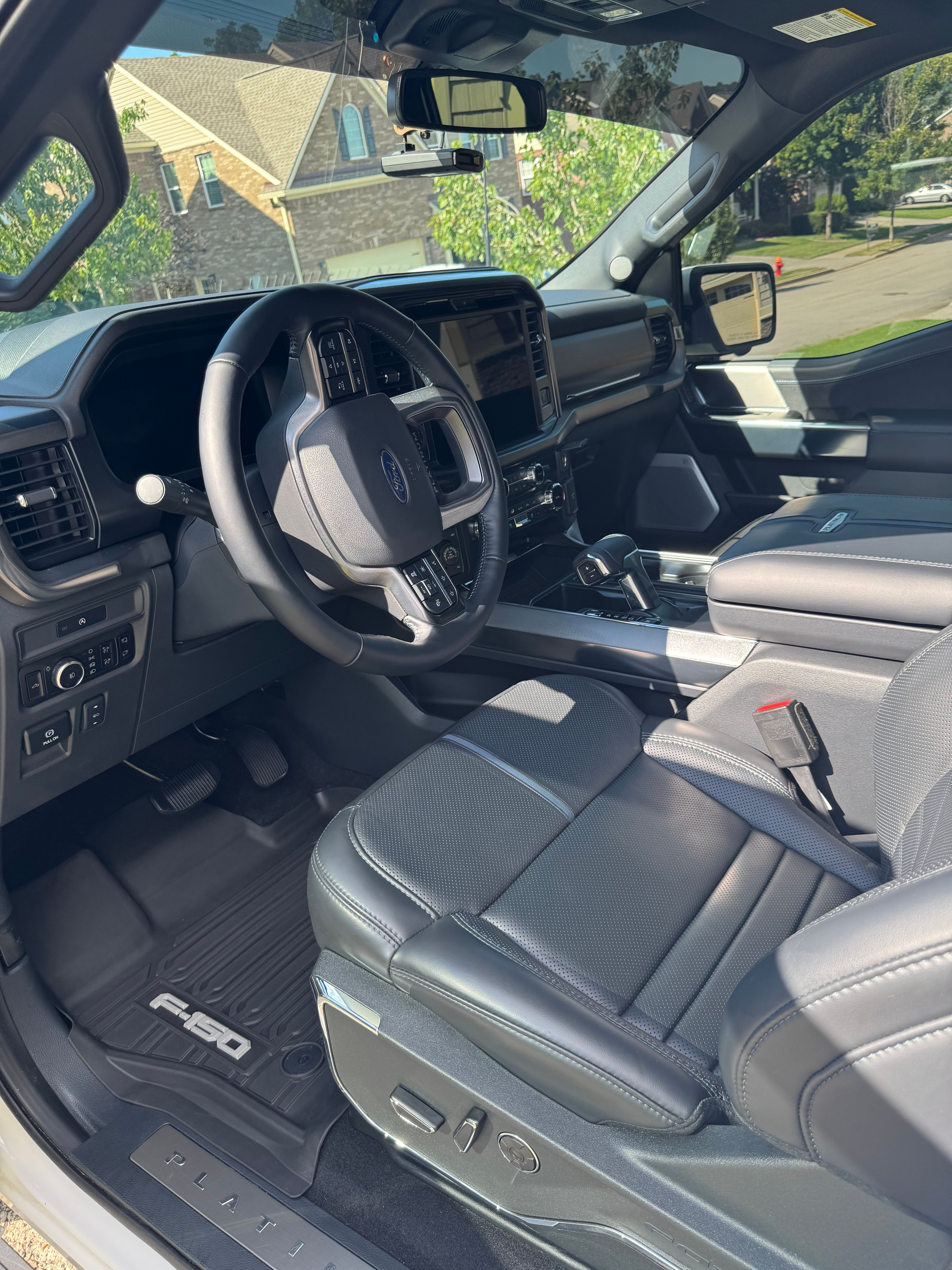 Used 2025 Ford F150 Platinum w/ Equipment Group 702A High AWD/4WD image 12