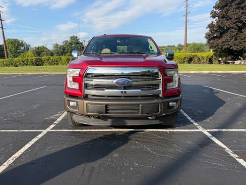 Used 2016 Ford F150 Lariat w/ Equipment Group 502A Luxury AWD/4WD image 2