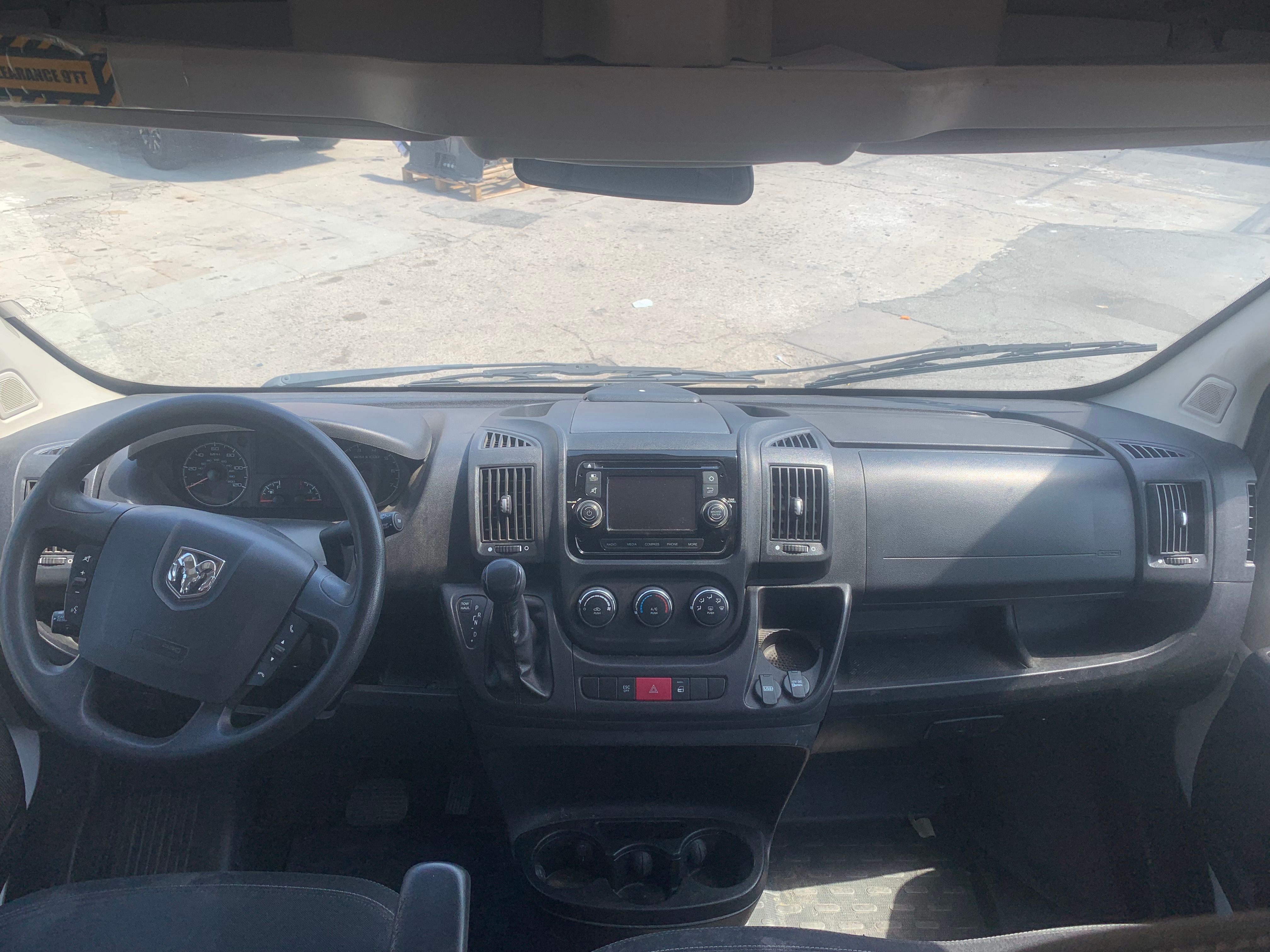 Used 2017 RAM ProMaster 2500 w/ Interior Convenience Group FWD image 8