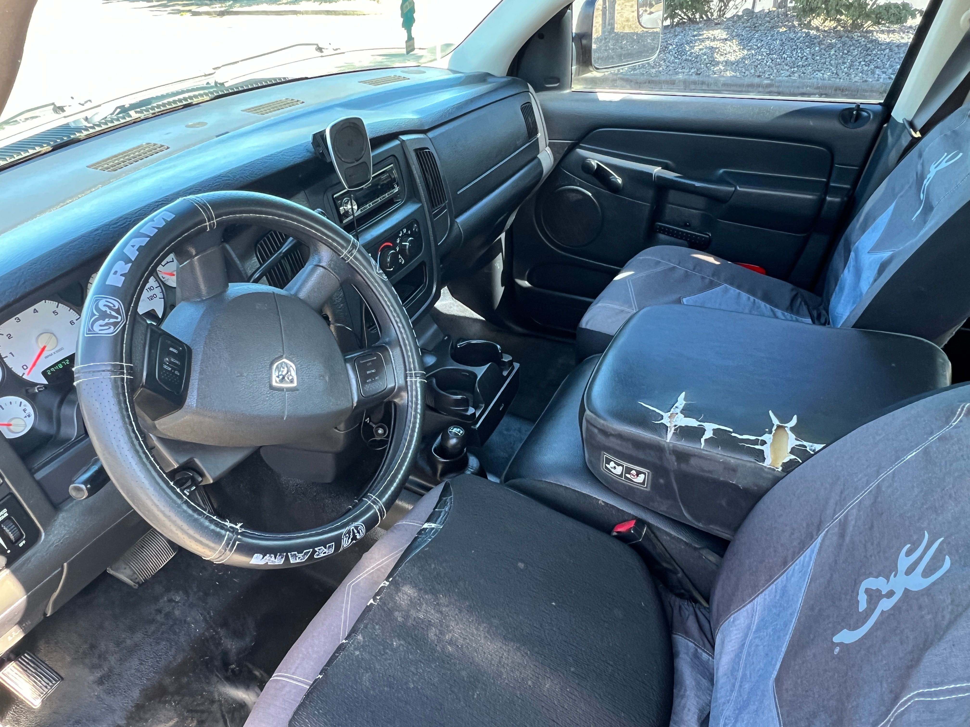 Used 2004 Dodge Ram 2500 Truck ST w/ Trailer Tow Group AWD/4WD image 11