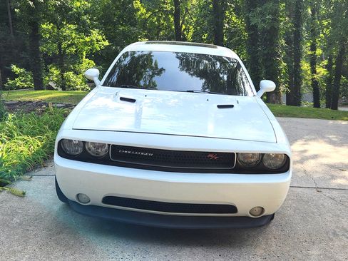 Used 2013 Dodge Challenger R/T Plus RWD image 1