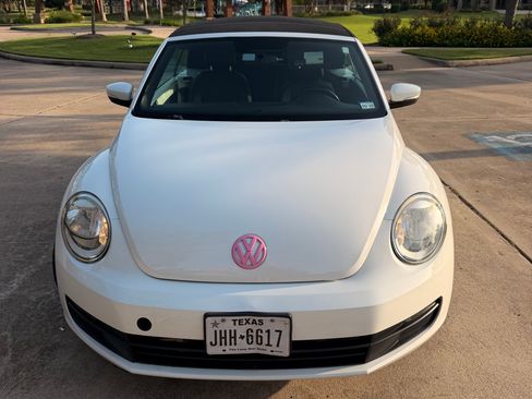 Used 2015 Volkswagen Beetle 1.8T FWD image 9