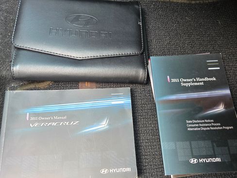 Used 2011 Hyundai Veracruz Limited image 19