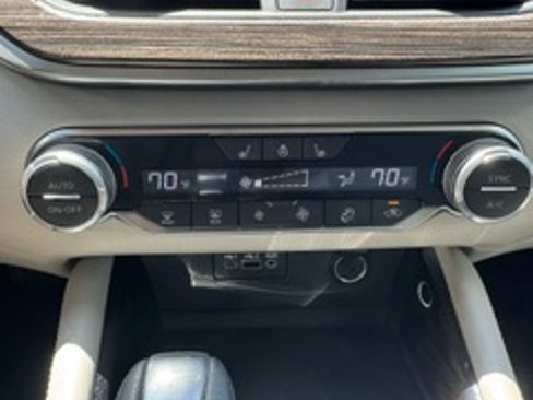 Used 2022 Nissan Altima 2.5 SL FWD image 28