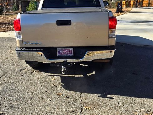 Used 2010 Toyota Tundra SR5 image 6