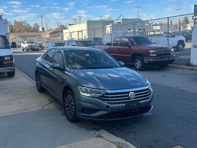 Used 2020 Volkswagen Jetta SE w/ SE Cold Weather Package