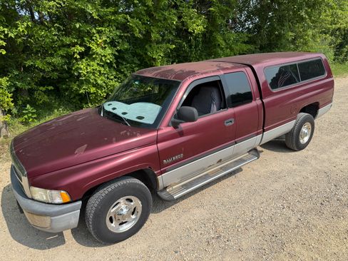 Used 2001 Dodge Ram 2500 Truck 2WD Quad Cab image 12