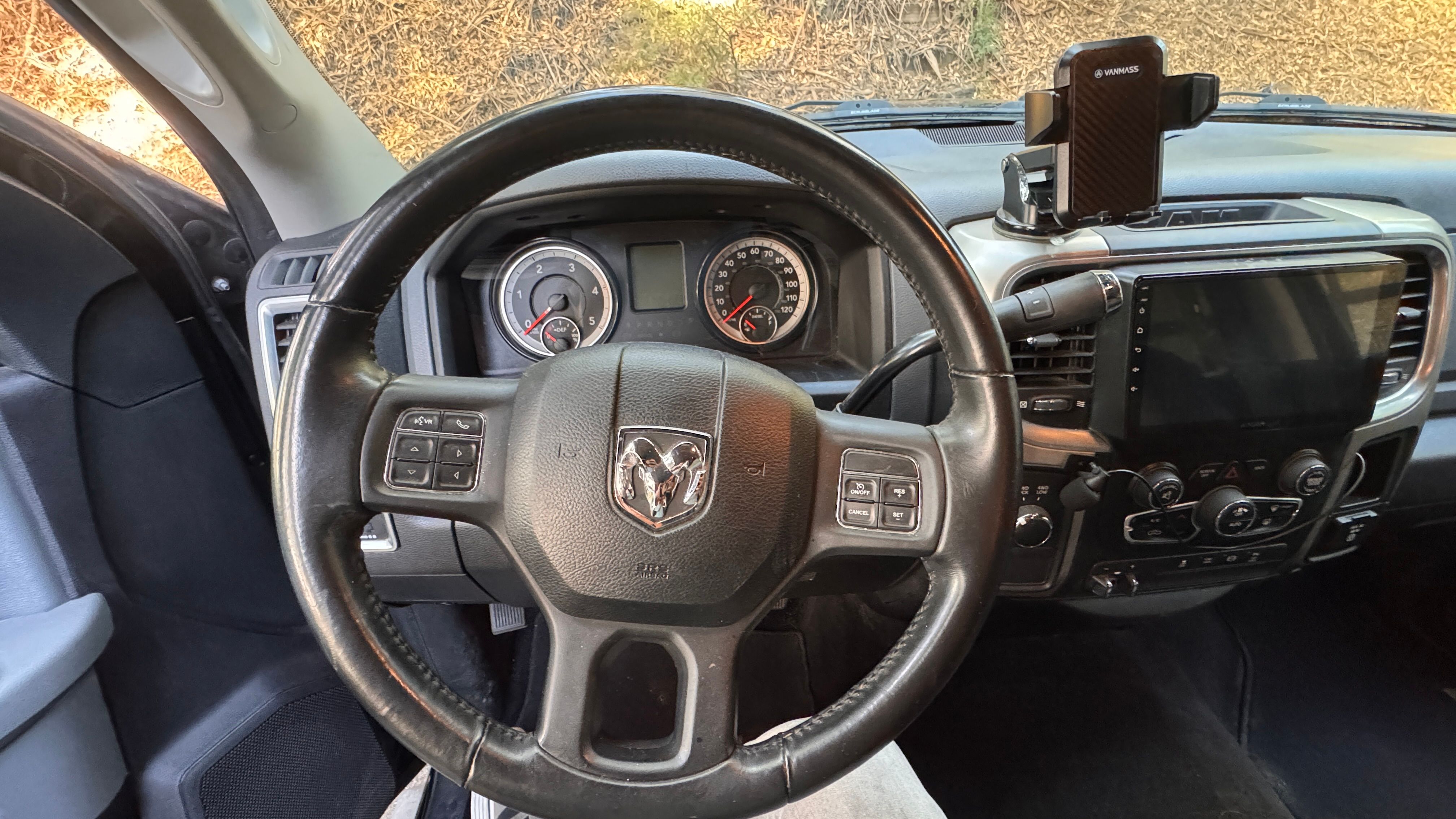 Used 2017 RAM 2500 Big Horn w/ Black Appearance Group AWD/4WD image 10