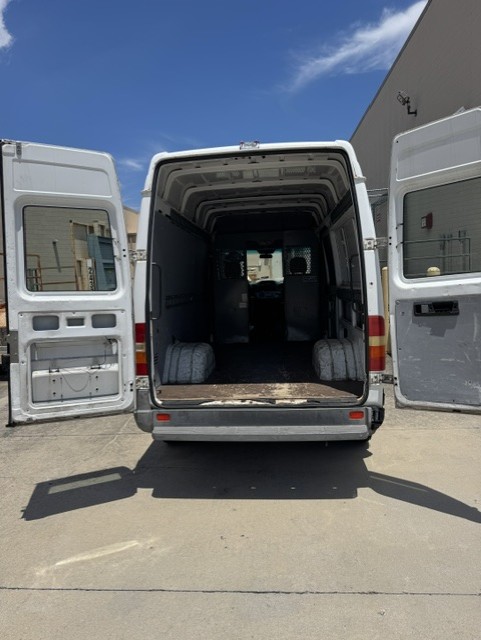 Used 2005 Dodge Sprinter 3500 w/ PWR Convenience Group RWD image 5