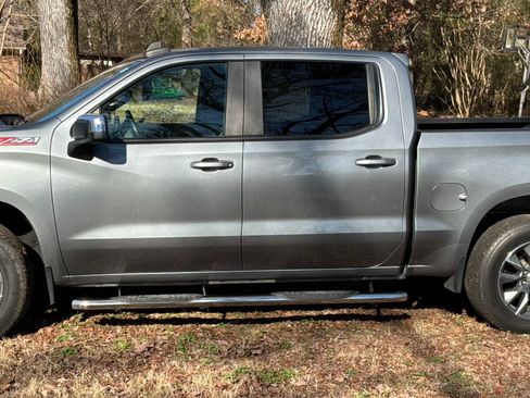 Used 2021 Chevrolet Silverado 1500 LT w/ All Star Edition Plus image 9