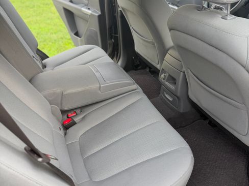 Used 2012 Hyundai Santa Fe GLS AWD/4WD image 6