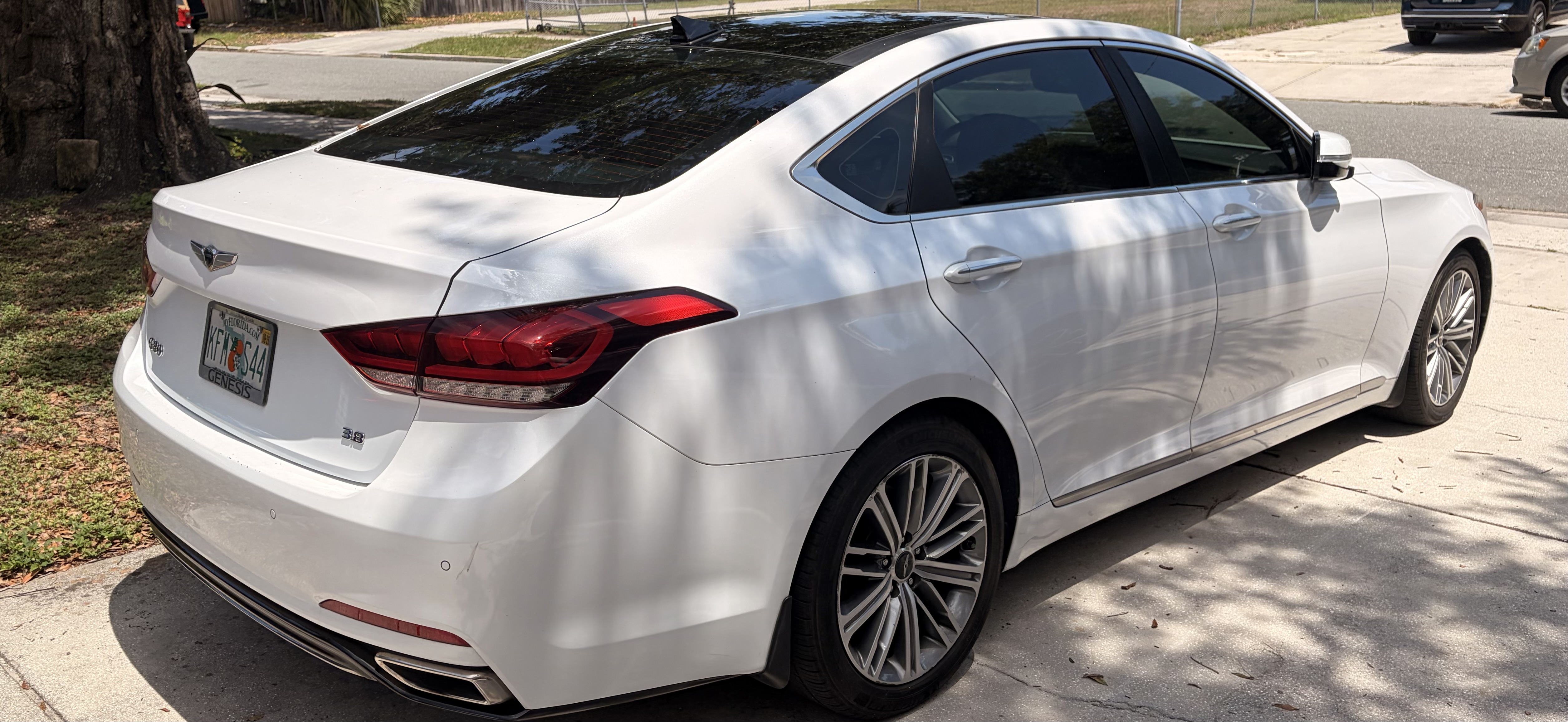 Used 2018 Genesis G80 3.8 w/ Option Group 02 RWD image 13