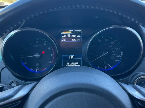 Used 2019 Subaru Outback 2.5i Limited AWD/4WD image 18