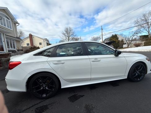 Used 2024 Honda Civic Sport image 5