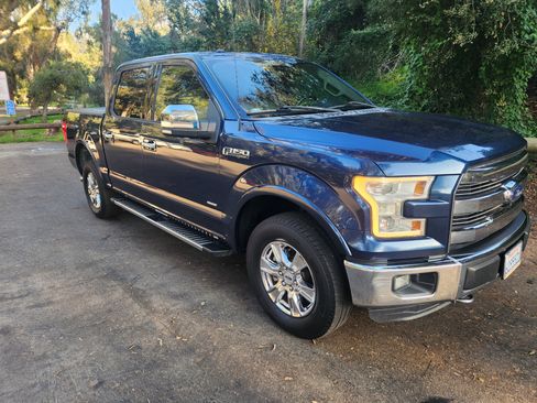 Used 2016 Ford F150 Lariat w/ Equipment Group 502A Luxury image 10