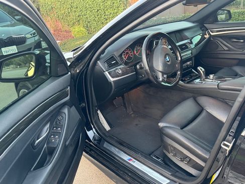 Used 2013 BMW 550i Sedan image 10