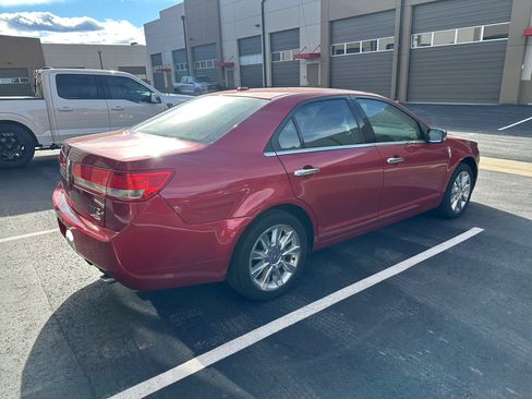 Used 2010 Lincoln MKZ AWD image 2
