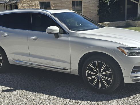 Used 2019 Volvo XC60 T5 Inscription w/ Protection Package Premier image 4