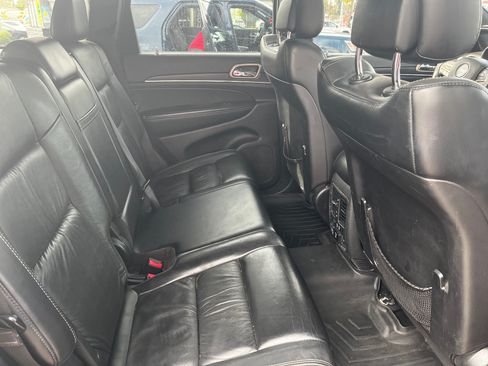 Used 2014 Jeep Grand Cherokee Limited image 2