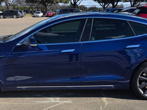 Used 2017 Tesla Model S 100D image 1