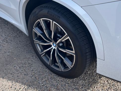 Used 2021 BMW X5 xDrive45e w/ M Sport Package image 17