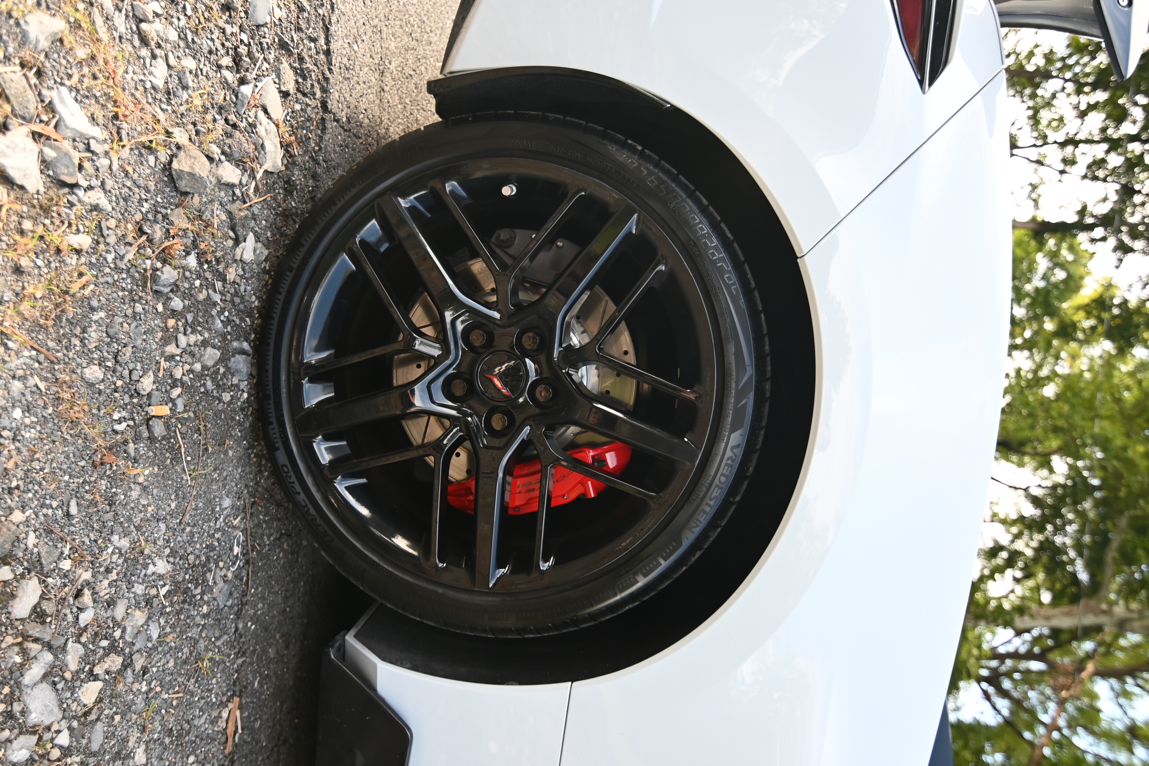 Used 2021 Chevrolet Corvette Stingray Premium Conv w/ Z51 Performance Package RWD image 12