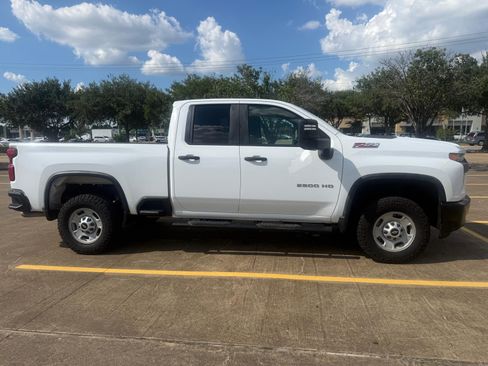 Used 2021 Chevrolet Silverado 2500 W/T w/ WT Convenience Package AWD/4WD image 5