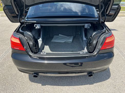 Used 2011 BMW 335i Convertible image 17