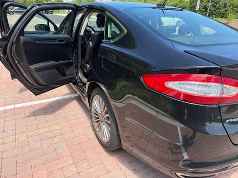 Used 2014 Ford Fusion Titanium AWD/4WD image 5