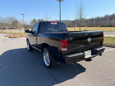 Used 2014 RAM 1500 Sport w/ Convenience Group image 8
