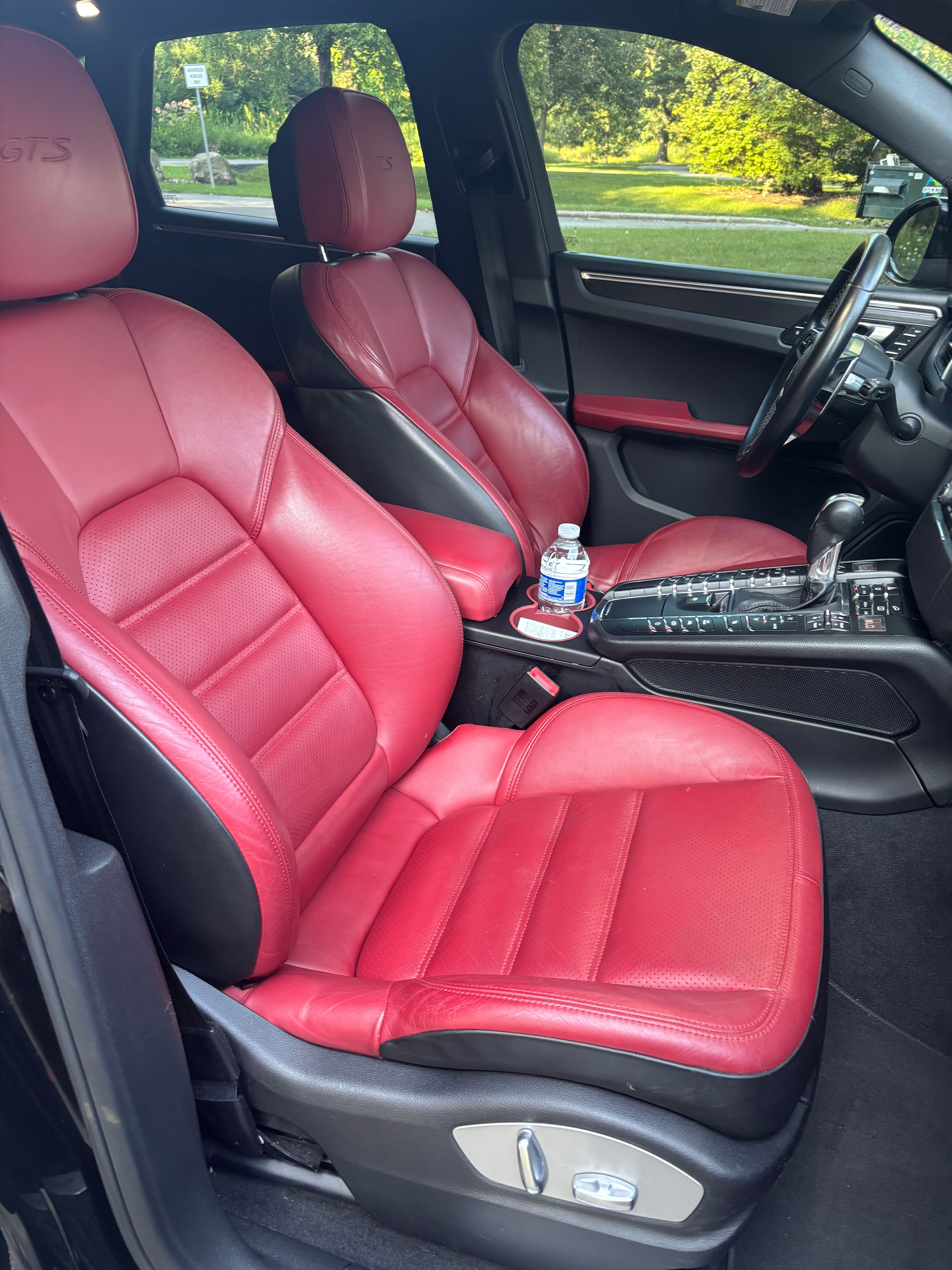 Used 2017 Porsche Macan GTS AWD/4WD image 15