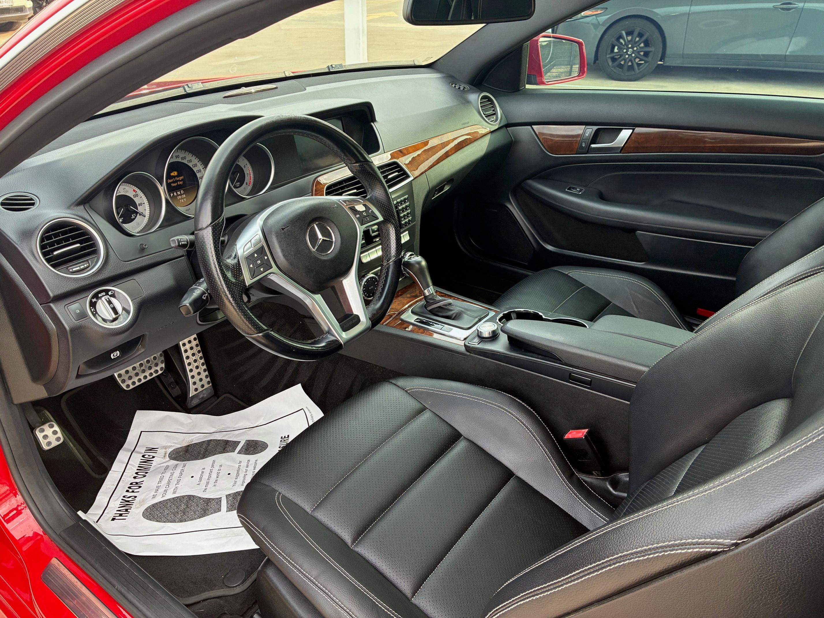 Used 2012 Mercedes-Benz C 350 Coupe image 4
