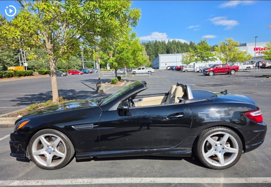 Used 2013 Mercedes-Benz SLK 250 w/ Premium I Pkg image 12