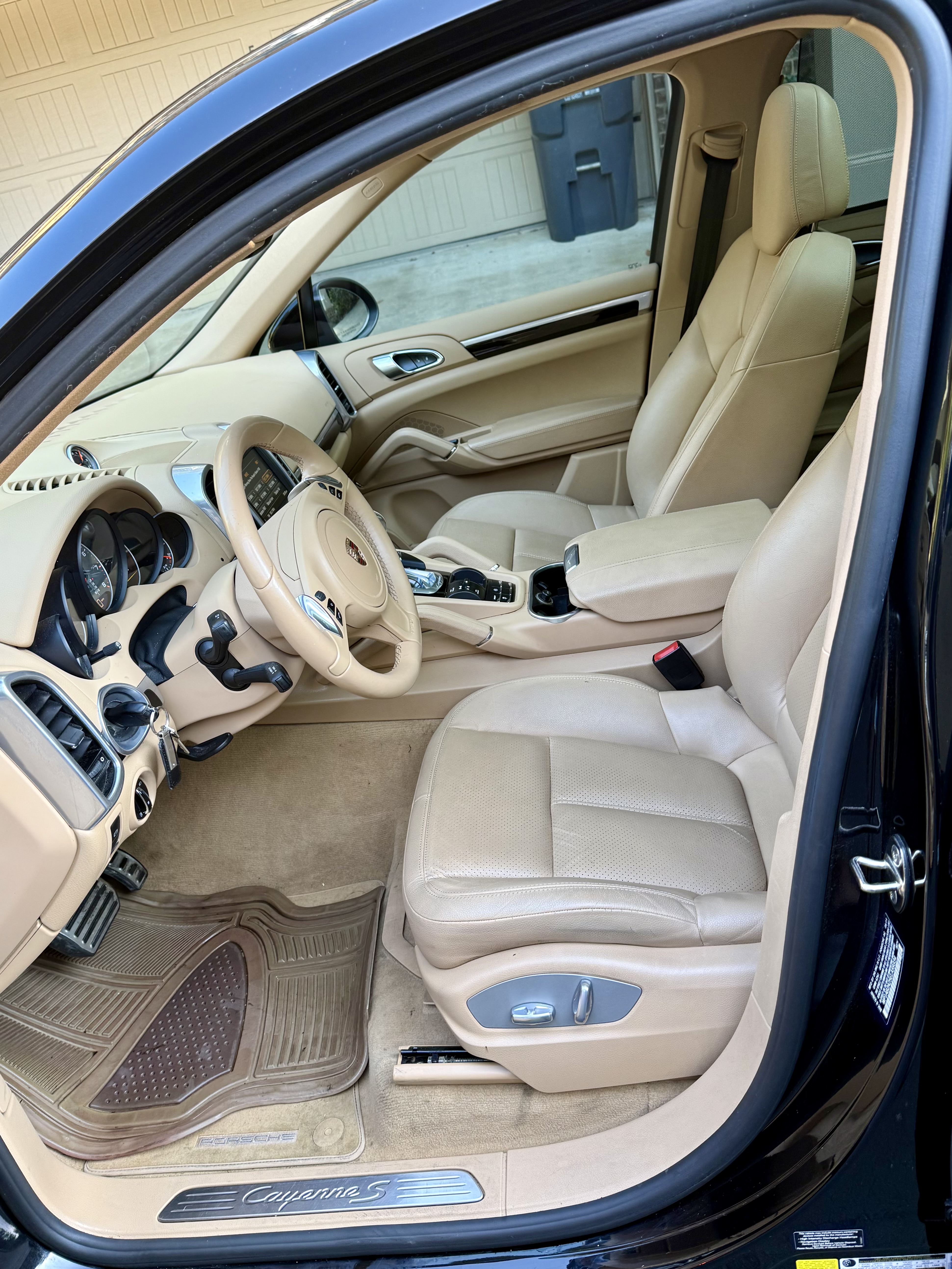 Used 2014 Porsche Cayenne S AWD/4WD image 11