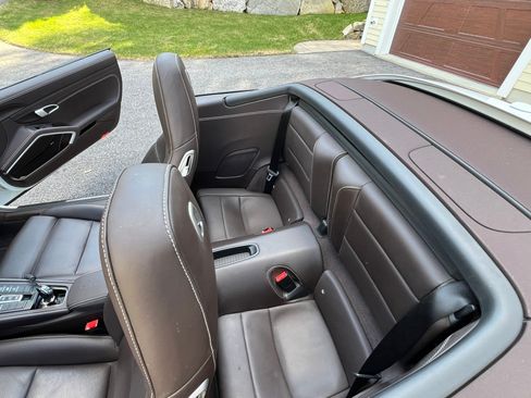 Used 2017 Porsche 911 Carrera 4S image 27