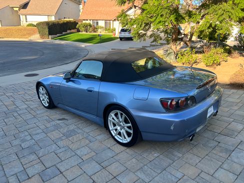 Used 2005 Honda S2000 image 4