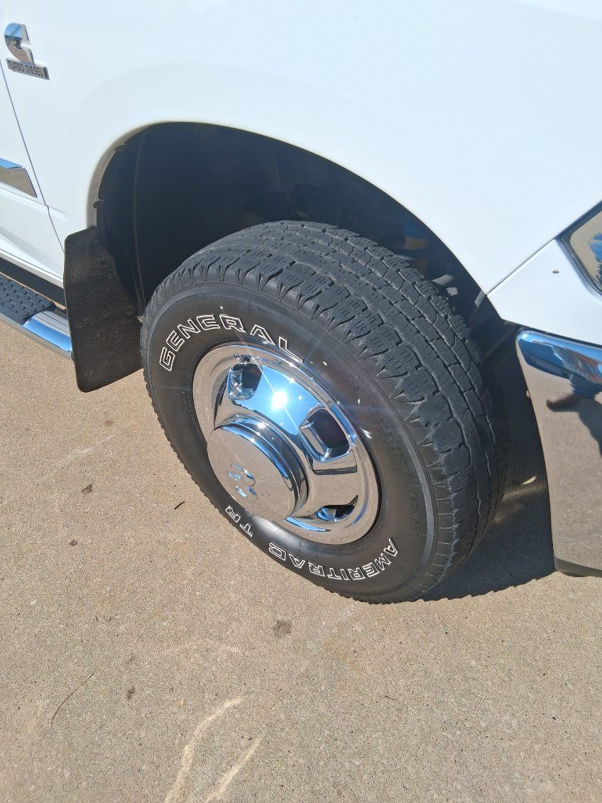 Used 2010 Dodge Ram 3500 Truck SLT w/ Big Horn Regional Package AWD/4WD image 19