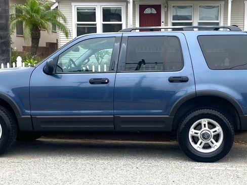 Used 2003 Ford Explorer Sport XLT image 1