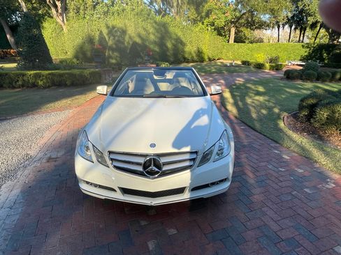 Used 2011 Mercedes-Benz E 350 Cabriolet image 11