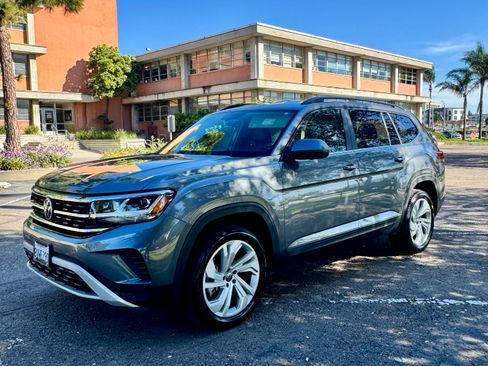 Used 2021 Volkswagen Atlas SE image 4