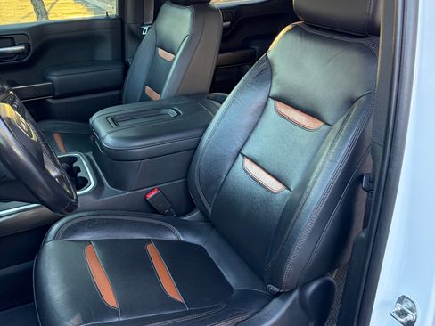 Used 2021 GMC Sierra 1500 AT4 w/ AT4 Premium Package AWD/4WD image 12
