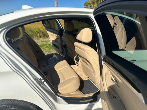 Used 2014 BMW 528i Sedan image 14