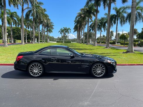 Used 2018 Mercedes-Benz SL 450 image 2